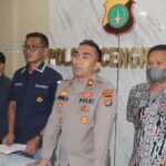 Hasil kejahatan tersebut para pelaku menjualnya di kampung ambon Cengkareng Jakarta Barat