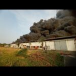 Gudang Penyimpanan Produk Barang Online Di Koang Jaya Kota Tangerang Habis Ludes Terbakar
