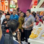 Perkenalkan Tas Dari Kulit Buaya Dan Sepatu Batik, Dalam Gelar Acara Pemkab Tangerang Di Expo APKASI 2023