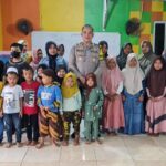 Kapolsek Kembangan Kompol Billy Gustiano Barman Berbagi Ilmu Dan Inspirasi Di Sekolah Non Formal Slum Area