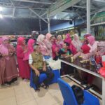 Bacalon Walikota Tangerang Ngadino SH, MKN Buka Puasa Bersana Ibu Senam Sehat Dan Pegawai Alfamart Di Rumah Makan Pari Gogo