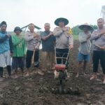 KAPOLSEK NEGLASARI BERSAMA WARGA MELAKSANAKAN PROGRAM KETAHANAN PANGAN