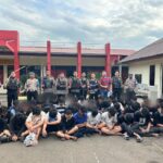 Tim Patroli Presisi Polres Jakbar Amankan 47 Remaja Diduga Hendak Tawuran, Sajam Hingga Sinten Diamankan