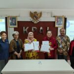 STT IKAT Dan KPAI Tandatangani MOU Untuk Perlindungan Anak