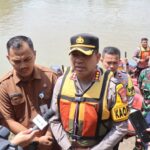 Respon Cepat, Kapolres Metro Tangerang Kota Turun Langsung Cek Bantaran Sungai Cisadane Pasca Pencemaran