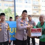 Polres Metro Tangerang Kota Rangkul Komunitas Ojol Lewat Program Jumat Peduli Polres Metro Tangerang Kota Rangkul Komunitas Ojol Lewat Program Jumat Peduli