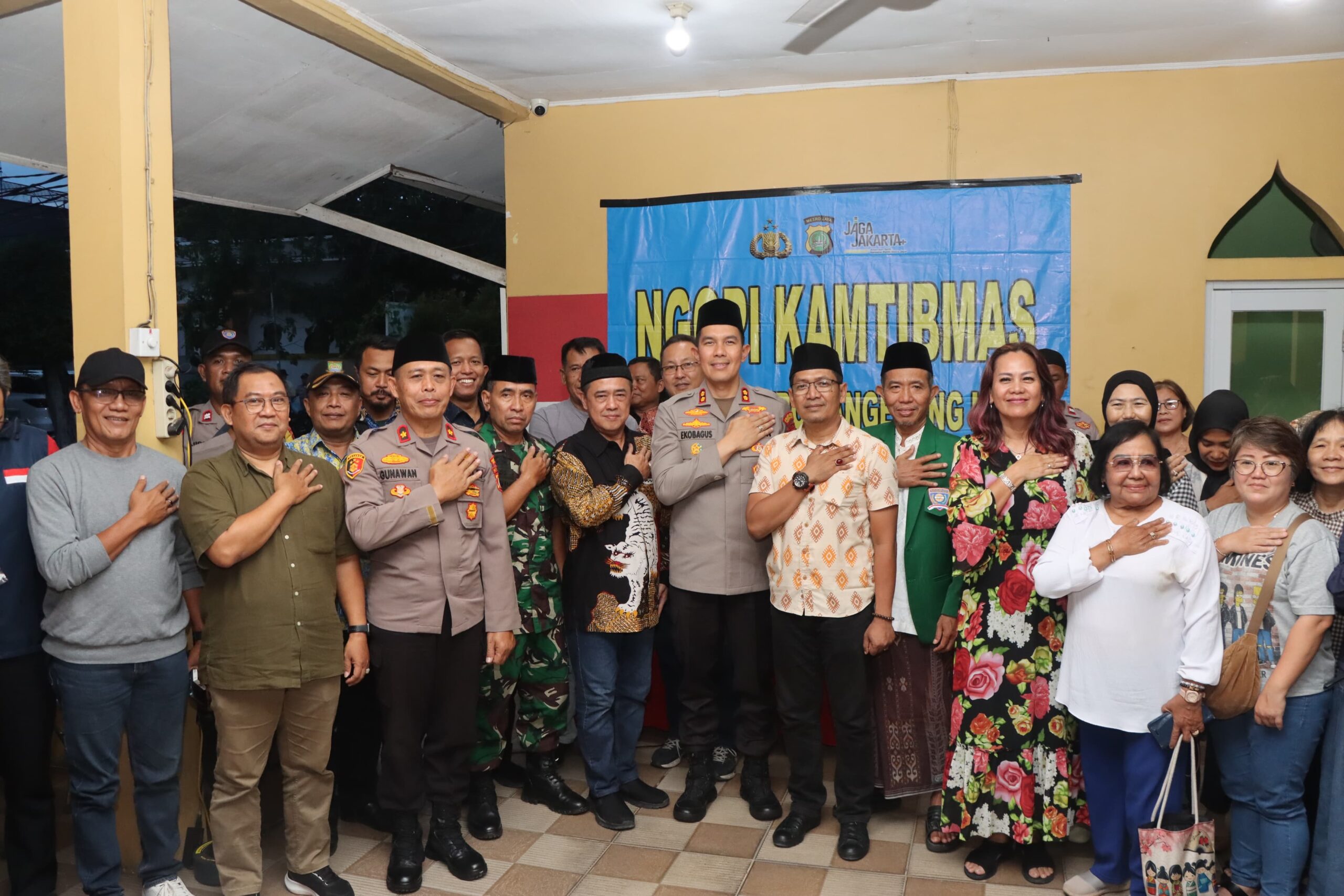 Dari Kentongan Hingga Call Centre 110, Polisi Ajak Warga Poris Jaya Kota Tangerang Jaga Lingkungan