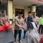 Kepedulian Terhadap Sesama,Polsek Tambora Berbagi Kasih Salurkan Santunan Untuk Para Janda Di Wilayah Angke