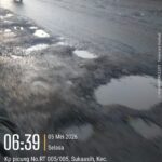 Rusaknya Infrastruktur Jalan Berlubang Di Kecamatan Pasar Kemis, Patut Dipertanyakan !!!