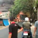 Gerak Cepat BPBD Kota Tangerang Tangani Kebakaran Pabrik Dupa Di Periuk Jaya