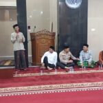 Sholat Subuh Keliling,Kapolsek Batu Ceper Ajak Warga Perkuat Sinergi Jaga Kamtibmas Sholat Subuh Keliling,Kapolsek Batu Ceper Ajak Warga Perkuat Sinergi Jaga Kamtibmas